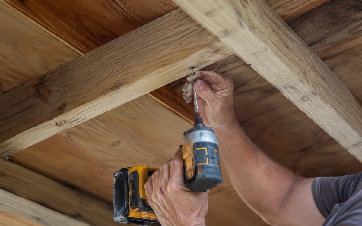 Ceiling beam installation contractor
